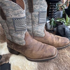 Ariat Men's Brown Leather Cowboy Boots with Camo Shaft and Flag Patch